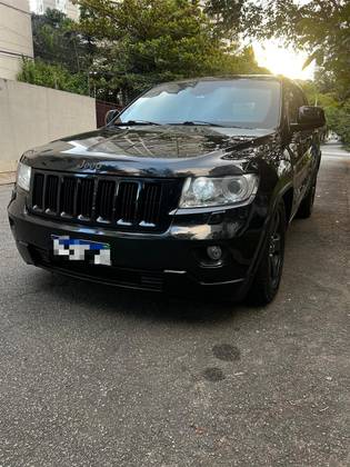 JEEP GRAND CHEROKEE 3.6 LAREDO 4X4 V6 24V GASOLINA 4P AUTOMÁTICO JEEP GRAND CHEROKEE 3.6 LAREDO 4X4 V6 24V GASOLINA 4P AUTOMÁTICO